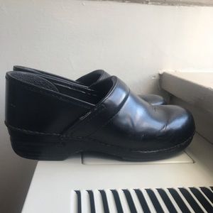 DANSKO slip resistant clogs